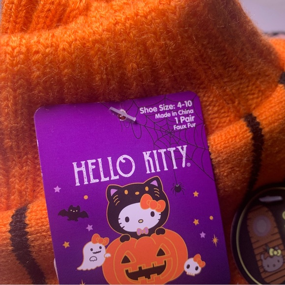 NWT Hello Kitty Halloween Grip Socks Slippers Booties Orange Striped Pumpkin - Picture 7 of 8